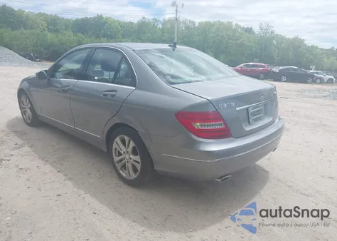 2012 Mercedes-Benz C 300 from USA, damaged, VIN WDDGF8BB9CR236923